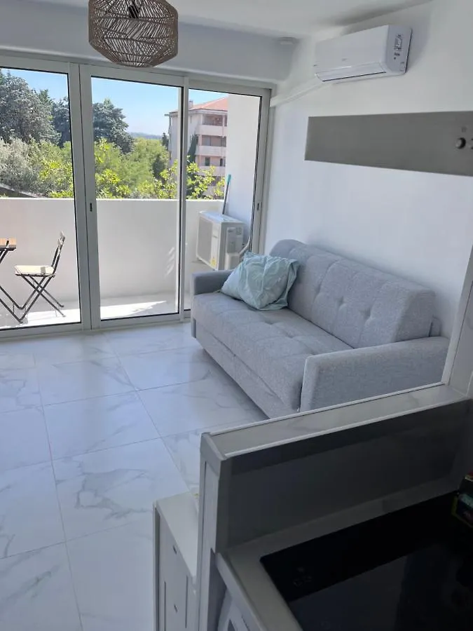 Superbe Appartement Avec Balcon Et Parking Aix-en-Provence Apartment